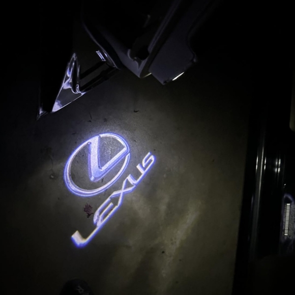 Set of 2 Lexus car door projector logo courtesy puddle lights - Picture 1 of 6